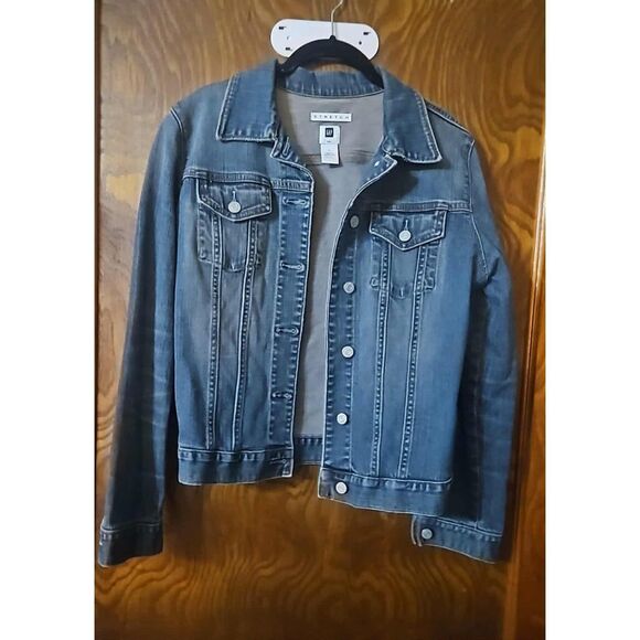 GAP Jackets & Blazers - Women's size L GAP Denim Jacket